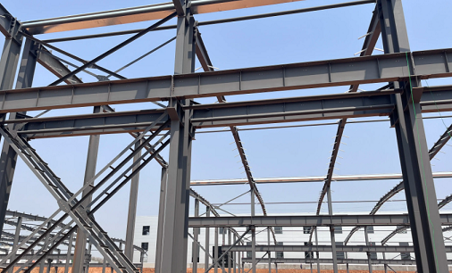 玉树浅谈钢结构柱子的拼接技巧?